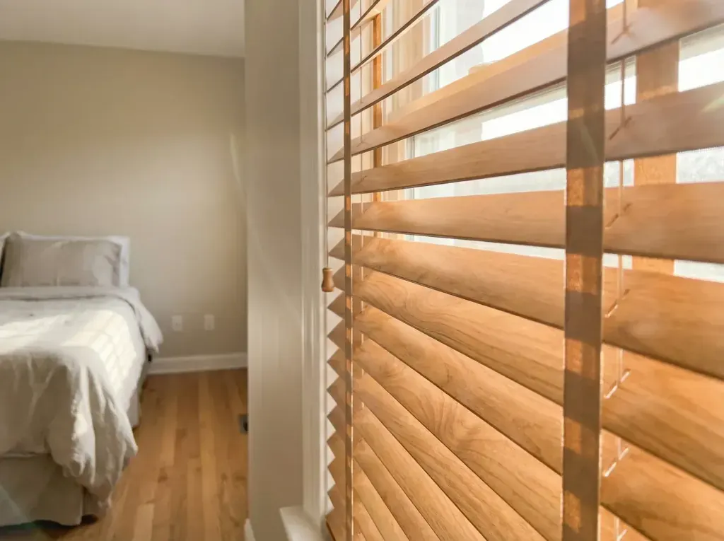 What a Finished Indianapolis Blind Install Should Look Like